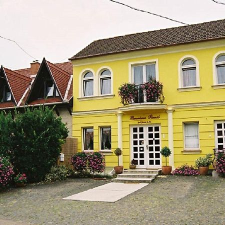 Panorama Panzio Hotel Eger Buitenkant foto